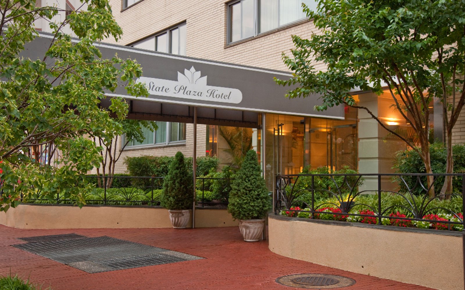 Washington, D.C. Hotel in Foggy Bottom - State Plaza Hotel